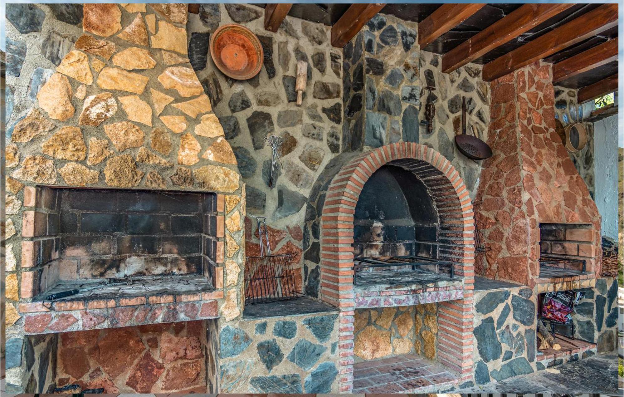 1 Bedroom Lovely Home In Mecina Bombaron Exterior photo