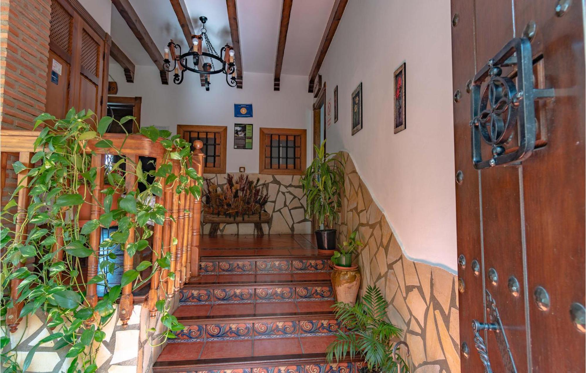 1 Bedroom Lovely Home In Mecina Bombaron Exterior photo