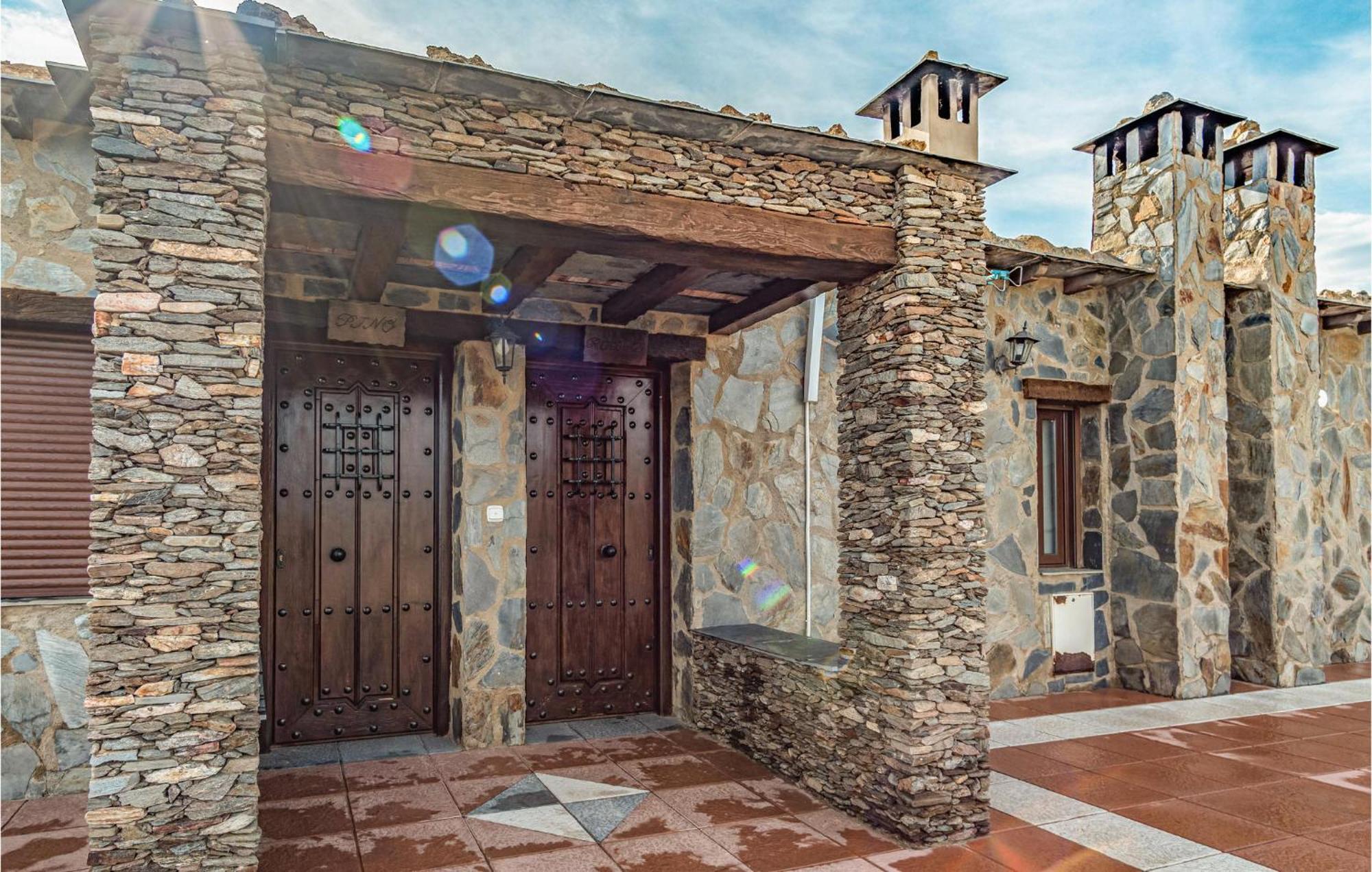 1 Bedroom Lovely Home In Mecina Bombaron Exterior photo